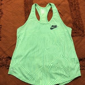 Nike work out tank